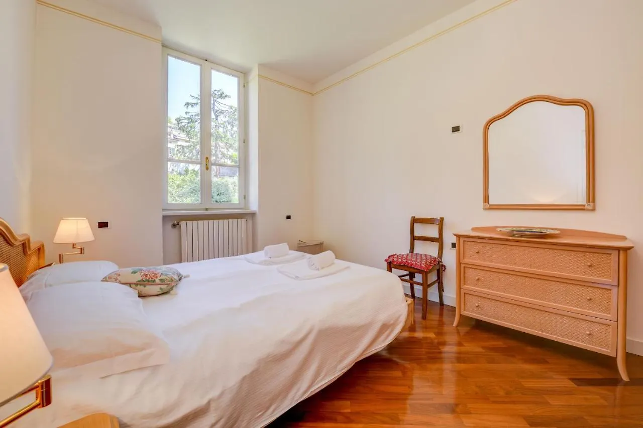 Appartamento La Romantica - Lussuoso Appartamento In Villa Con Vista Lago Gardone Riviera 0*,