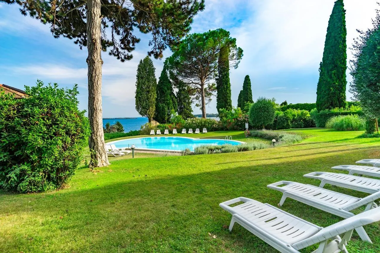 Appartamento La Romantica - Lussuoso Appartamento In Villa Con Vista Lago Gardone Riviera İtalya